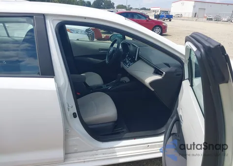 2020 Toyota Corolla Le из США, поврежденный, VIN 5YFEPRAE3LP108297